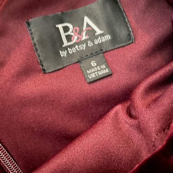 NWT Betsy & Adam Velvet Cape Midi Dress Burgundy Color Size 6 - Picture 12 of 12